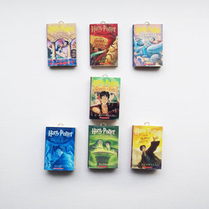 Harry Potter US edition 7 book cover set miniature book charm