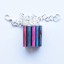 Load image into Gallery viewer, A Court of Thornes and Roses Sarah J Maas Set 5 Miniature Book Set Charm Bracelet
