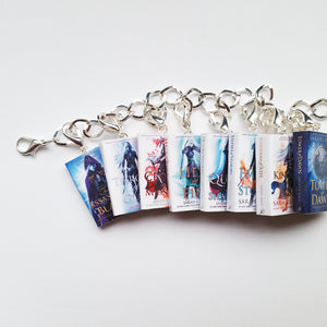 Throne of Glass UK Edition 8 Miniature Book Charm Bracelet- fromnewleaf